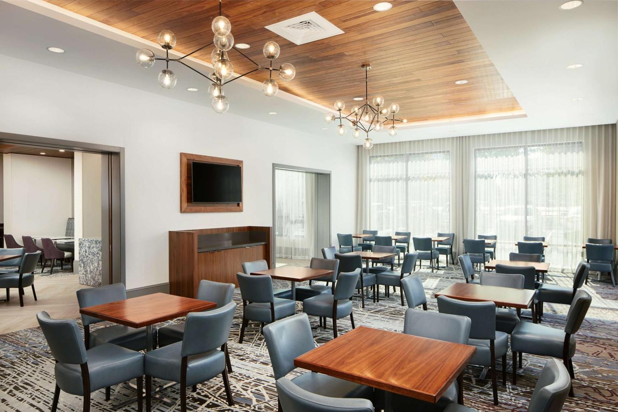 Embassy Suites By Hilton Atlanta Airport North Hapeville Luaran gambar